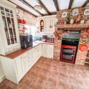 Alton Property Team | Chase Cottage, Gosport Road, Lower Farringdon, Alton, GU34 3DL